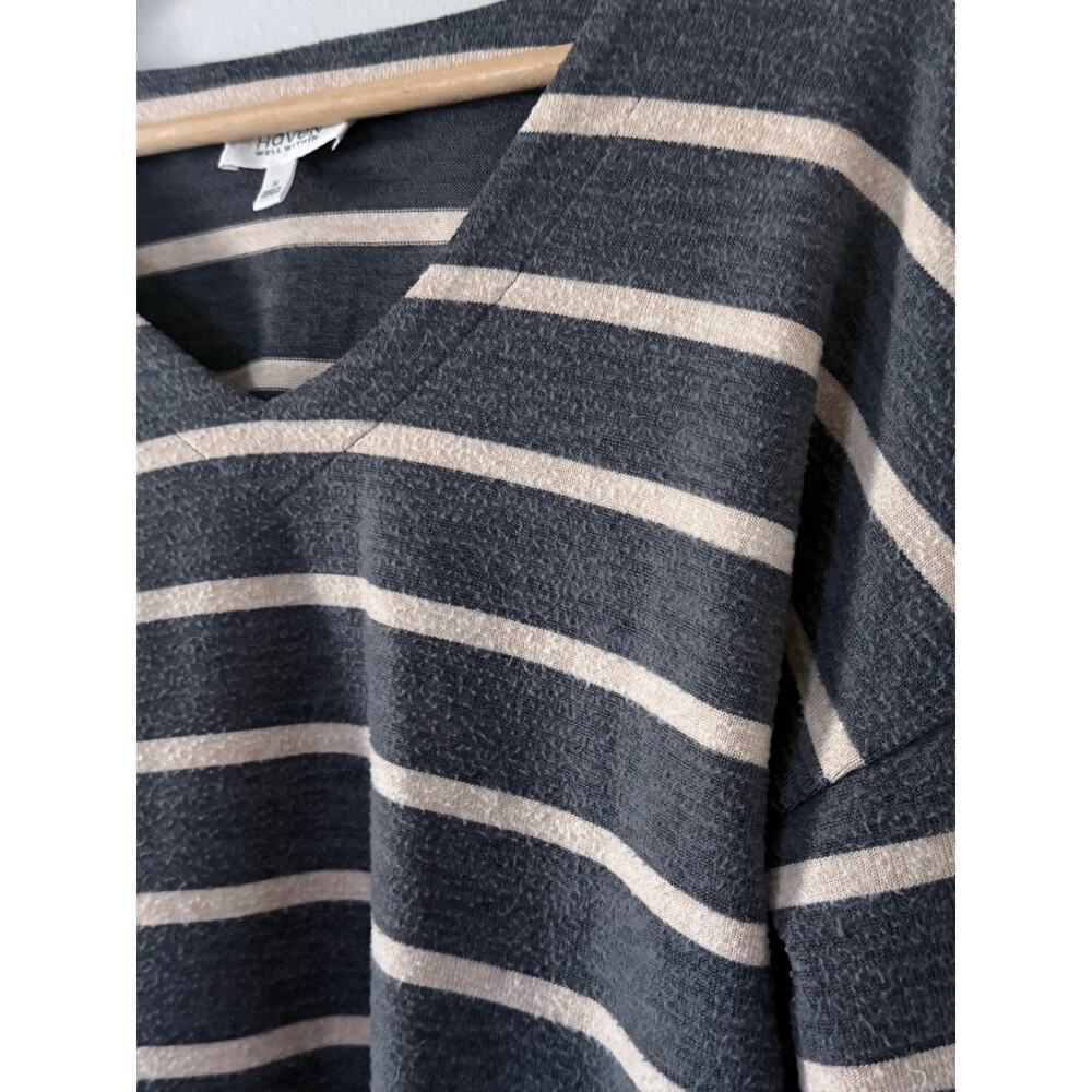 HAVEN Well Within gray cream nubby textured vneck  long sleeve loungewear top - Picture 3 of 7